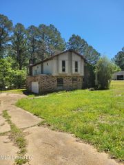 4976 Forest Hill Road, Byram, MS 39272