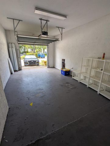 3189 Laurel Ridge Circle, Riviera Beach, FL 33404