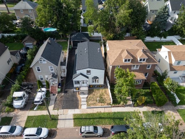 415 E 4Th Ave, Roselle Boro, NJ 07203
