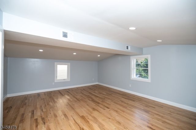 415 E 4Th Ave, Roselle Boro, NJ 07203