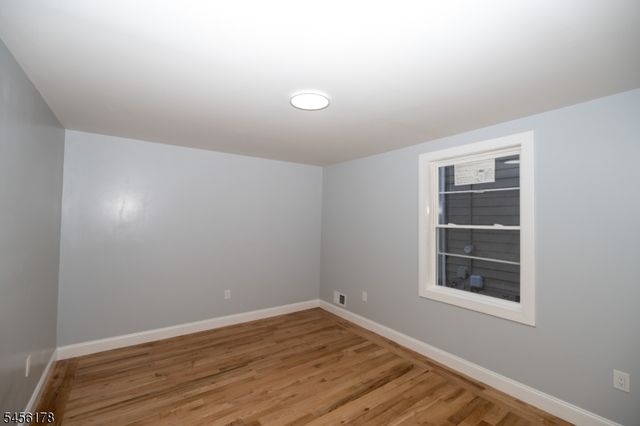 415 E 4Th Ave, Roselle Boro, NJ 07203