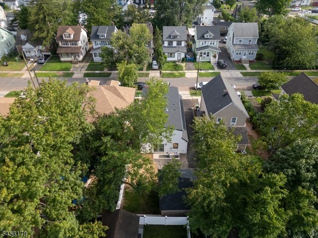 415 E 4Th Ave, Roselle Boro, NJ 07203