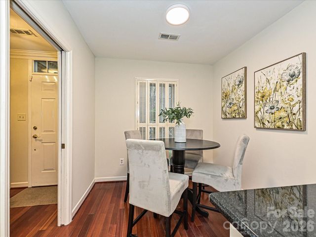 7417 Red Oak Lane, Charlotte, NC 28226