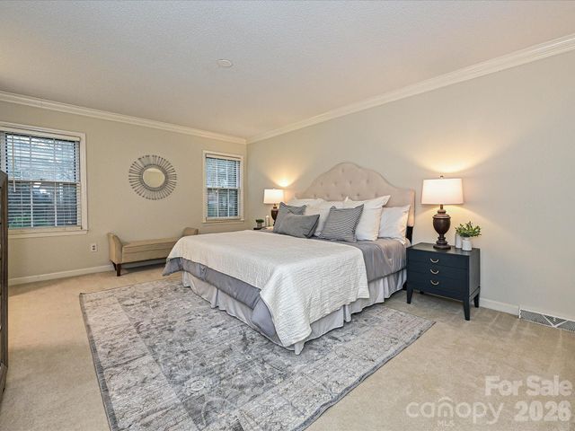 7417 Red Oak Lane, Charlotte, NC 28226