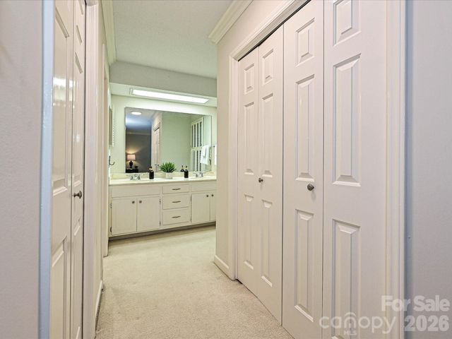 7417 Red Oak Lane, Charlotte, NC 28226