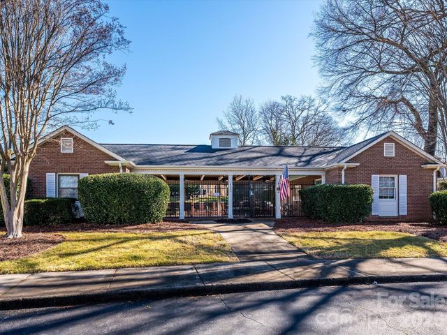 7417 Red Oak Lane, Charlotte, NC 28226