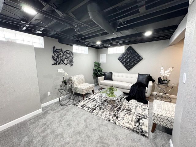 5931 N 42nd STREET, Milwaukee, WI 53209