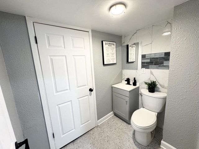 5931 N 42nd STREET, Milwaukee, WI 53209