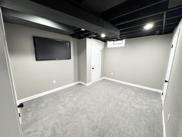 5931 N 42nd STREET, Milwaukee, WI 53209