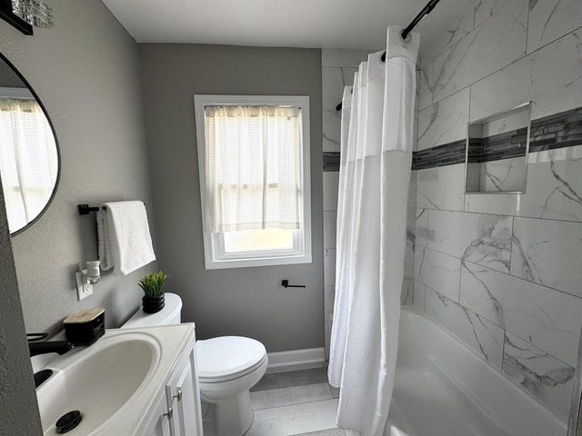 5931 N 42nd STREET, Milwaukee, WI 53209