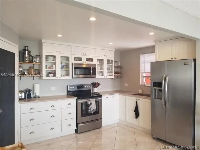 1301 NE Miami Gardens Drive 1215W, Miami, FL 33179