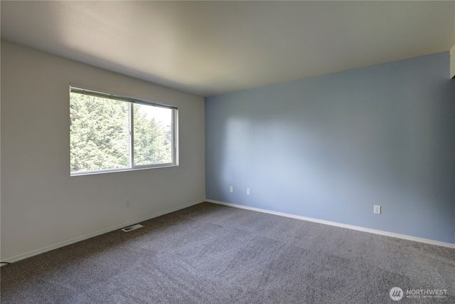 2208 S 380th Street, Federal Way, WA 98003