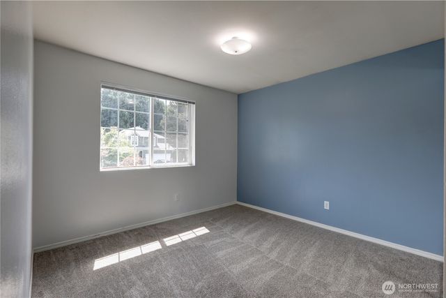 2208 S 380th Street, Federal Way, WA 98003