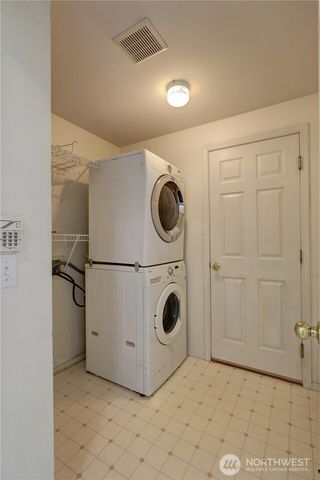 2208 S 380th Street, Federal Way, WA 98003