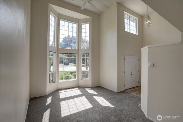 2208 S 380th Street, Federal Way, WA 98003