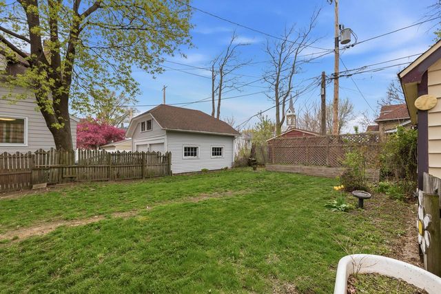 1612 Main STREET, Racine, WI 53402
