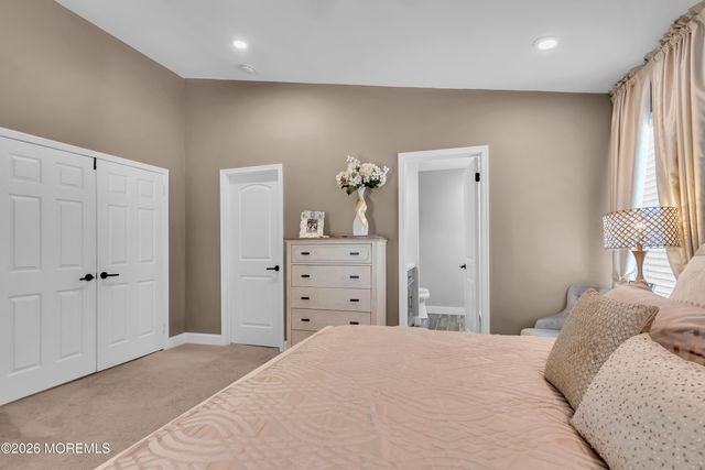 7 Lindner Lane, Howell, NJ 07731