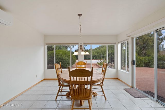 107 E Los Arcos, Green Valley, AZ 85614