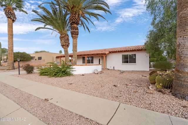 107 E Los Arcos, Green Valley, AZ 85614