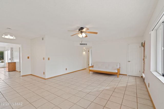 107 E Los Arcos, Green Valley, AZ 85614