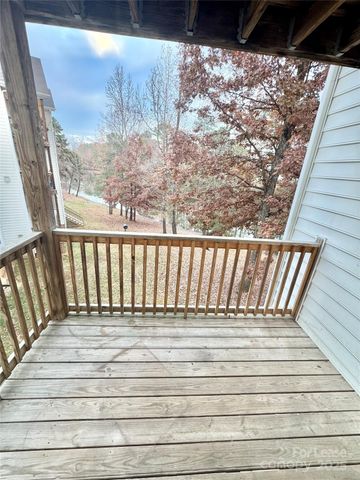 315 Flint Hill Road 202, Fort Mill, SC 29715