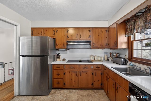 31 Longview Drive, Ridgefield, CT 06877