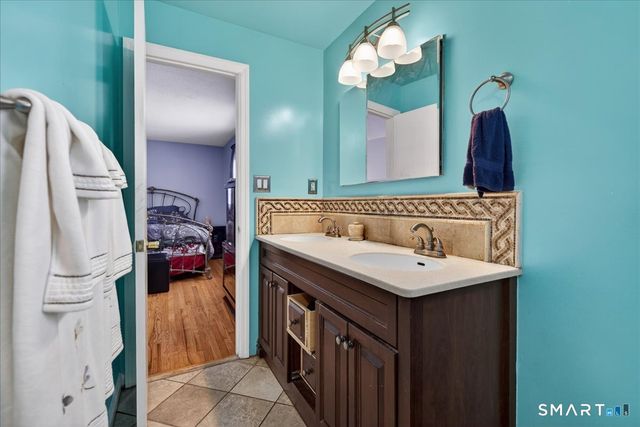 31 Longview Drive, Ridgefield, CT 06877