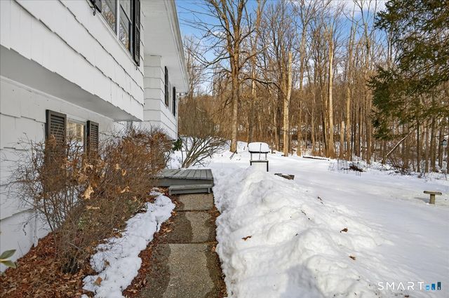 31 Longview Drive, Ridgefield, CT 06877