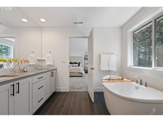 5466 N 91ST Ave, Camas, WA 98607