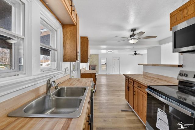 5813 W Temperance Road, Ottawa Lake, MI 49267