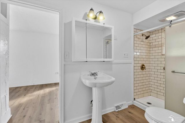 5813 W Temperance Road, Ottawa Lake, MI 49267