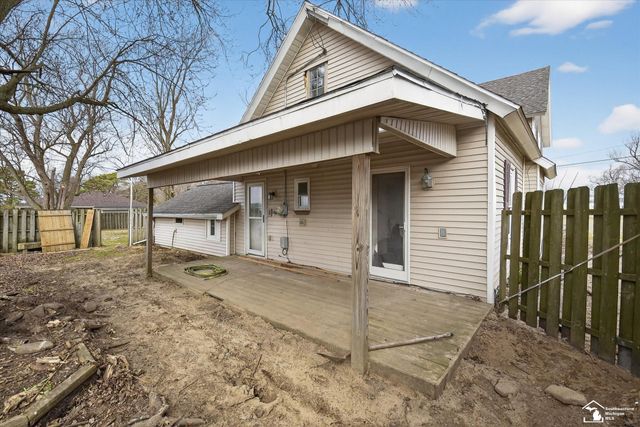 5813 W Temperance Road, Ottawa Lake, MI 49267