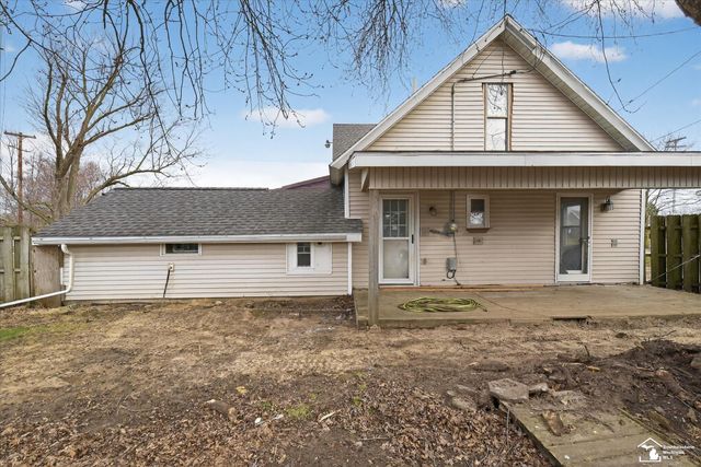 5813 W Temperance Road, Ottawa Lake, MI 49267