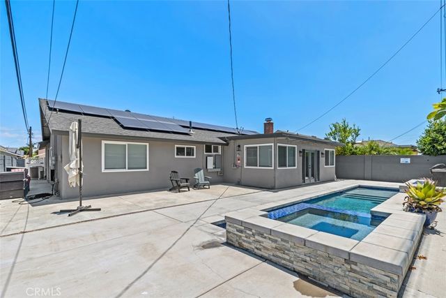15881 Pilgrim, Huntington Beach, CA 92647