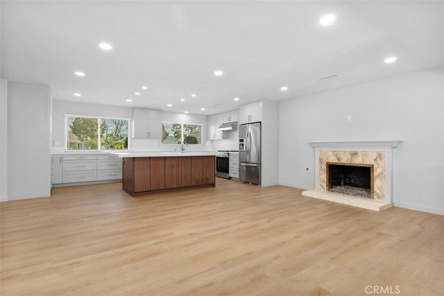 15881 Pilgrim, Huntington Beach, CA 92647