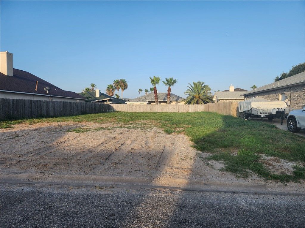 15645 Fathoms Bank Dr, Corpus Christi, TX 78418 — exterior