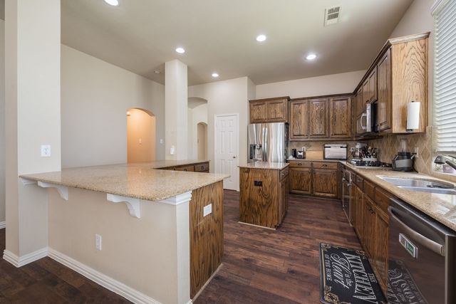 1001 Brigham Drive, Forney, TX 75126