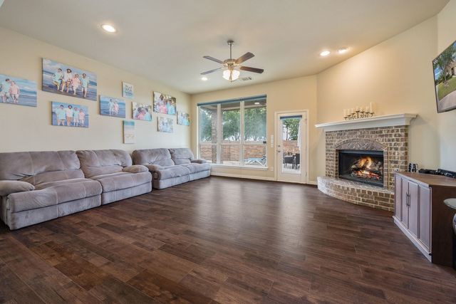 1001 Brigham Drive, Forney, TX 75126
