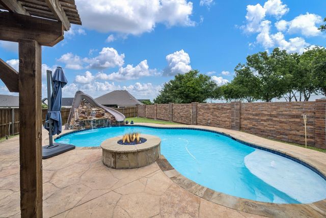 1001 Brigham Drive, Forney, TX 75126