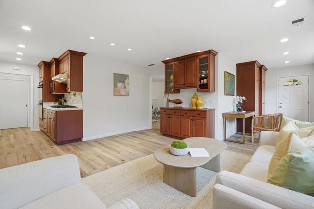 1763 Walnut Drive, Mountain View, CA 94040