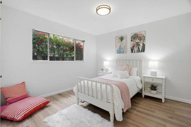 1763 Walnut Drive, Mountain View, CA 94040