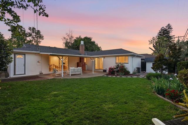 1763 Walnut Drive, Mountain View, CA 94040