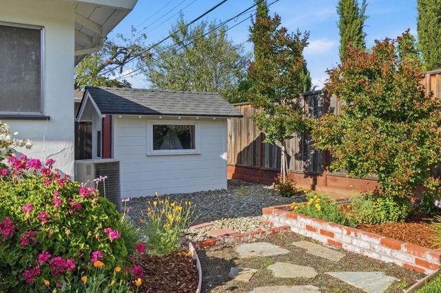 1763 Walnut Drive, Mountain View, CA 94040