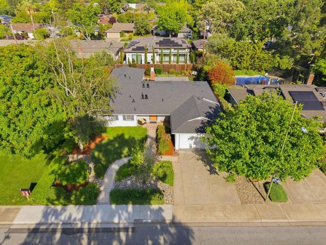 1763 Walnut Drive, Mountain View, CA 94040