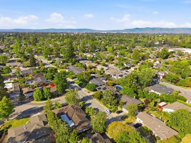 1763 Walnut Drive, Mountain View, CA 94040