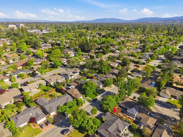 1763 Walnut Drive, Mountain View, CA 94040