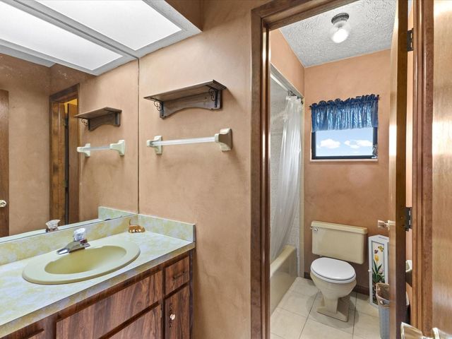 10700 LUSCOMBE COURT, New Port Richey, FL 34654
