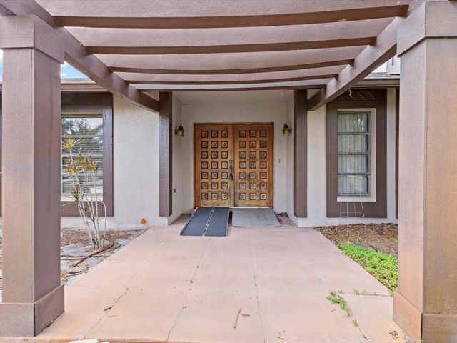 10700 LUSCOMBE COURT, New Port Richey, FL 34654