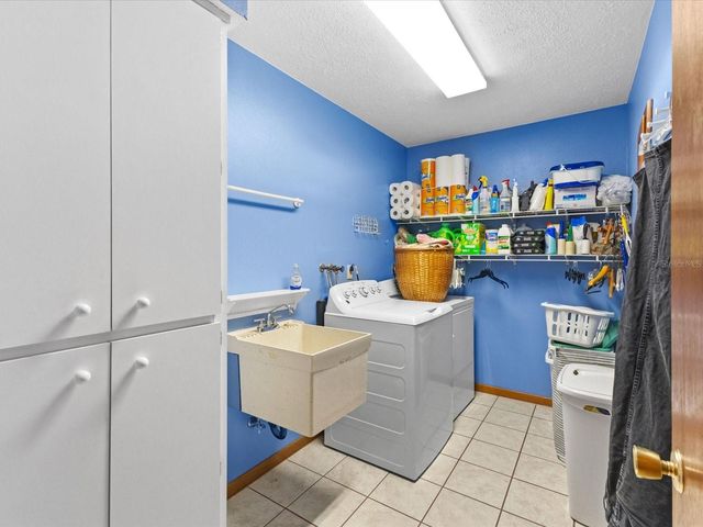 10700 LUSCOMBE COURT, New Port Richey, FL 34654
