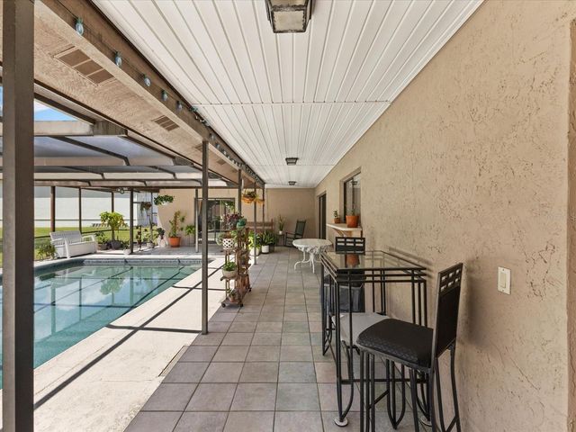 10700 LUSCOMBE COURT, New Port Richey, FL 34654